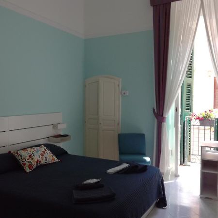 Cairoli 79 Apartment บารี ภายนอก รูปภาพ