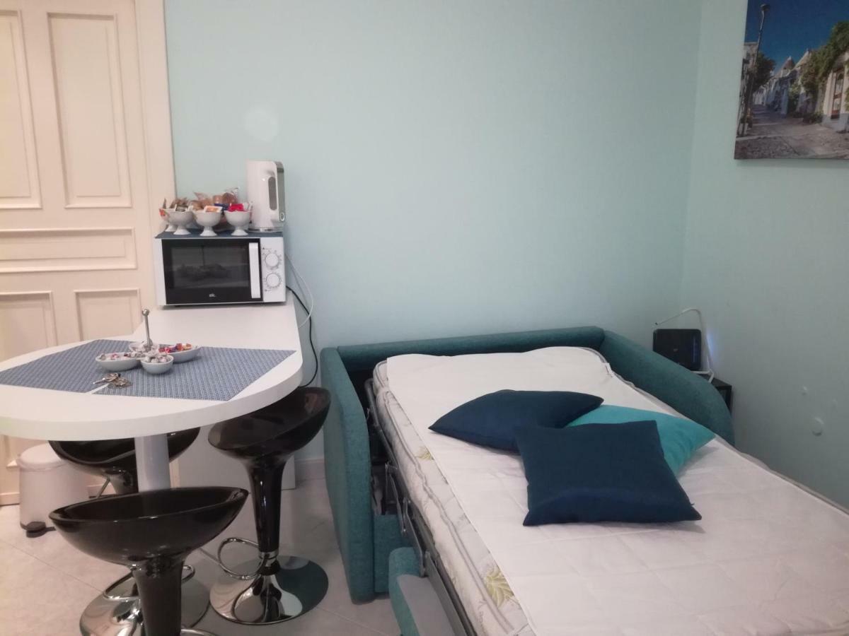 Cairoli 79 Apartment บารี ภายนอก รูปภาพ