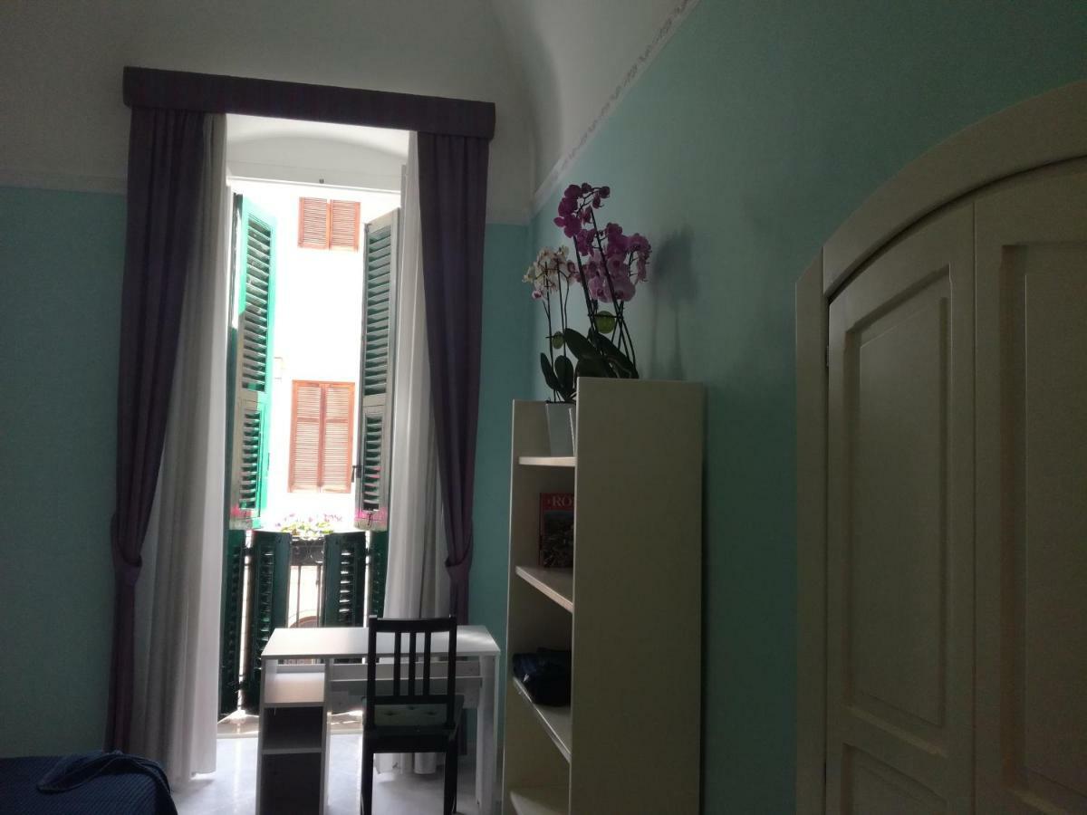 Cairoli 79 Apartment บารี ภายนอก รูปภาพ