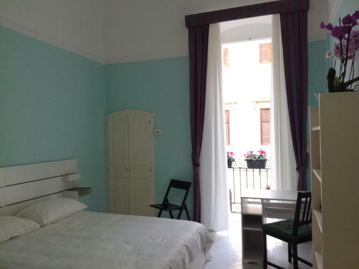 Cairoli 79 Apartment บารี ภายนอก รูปภาพ