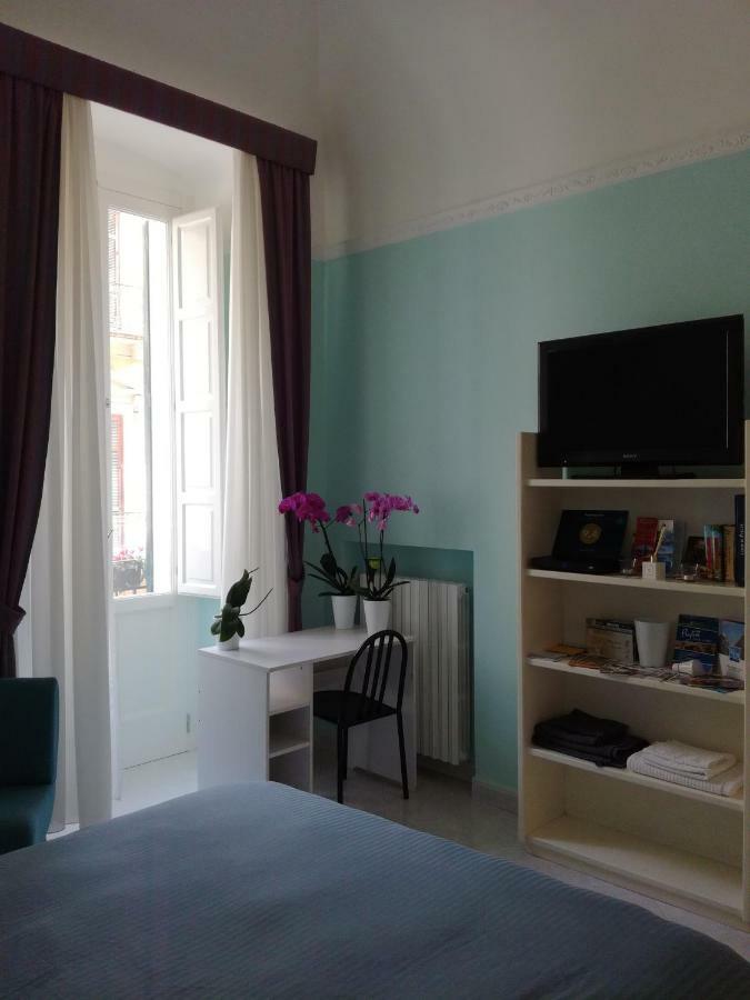 Cairoli 79 Apartment บารี ภายนอก รูปภาพ
