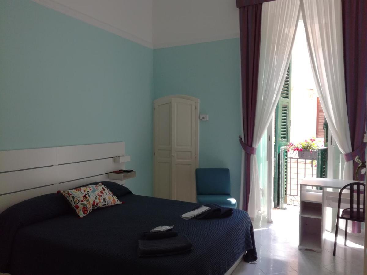 Cairoli 79 Apartment บารี ภายนอก รูปภาพ